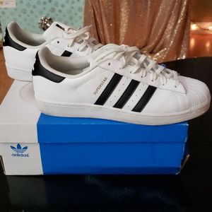 Adidas Superstar